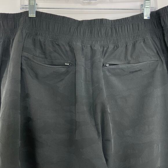 Athleta black camo jogger lightweight pants women's size 18 - Picture 6 of 14